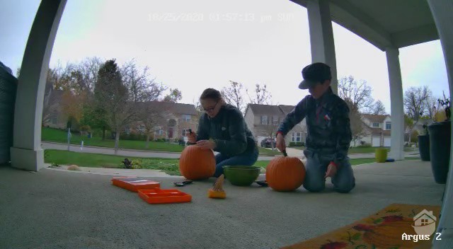 Reolink - Checking in on the kids carving pumpkins
