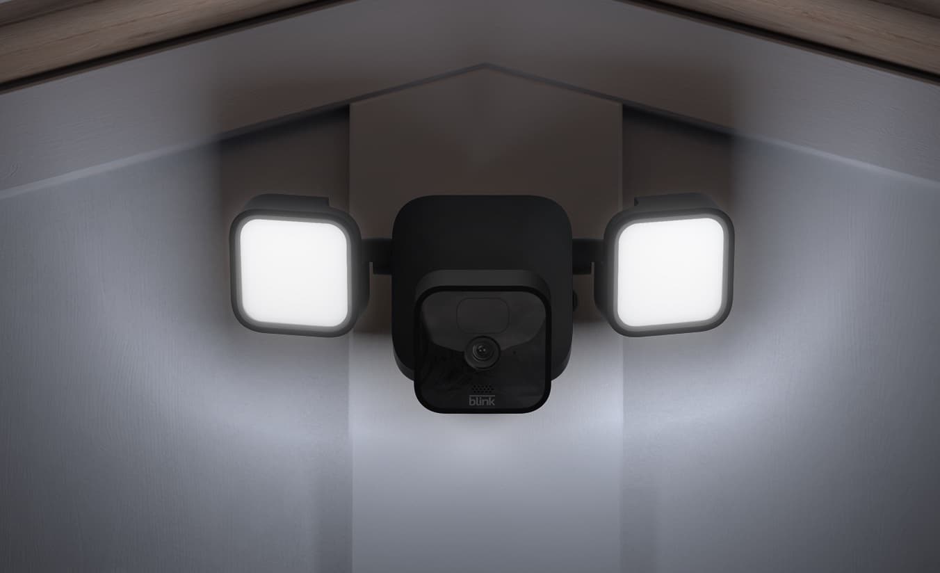 Blink Floodlight Mount with Blink Outdoor