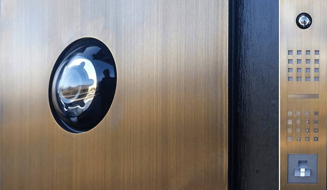 Residence 950’s biometric keypad. Photo courtesy of Toon Pacific.