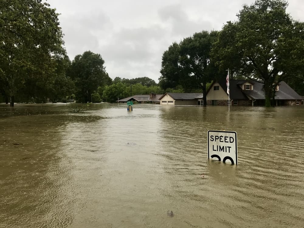 Extreme flooding on a street road