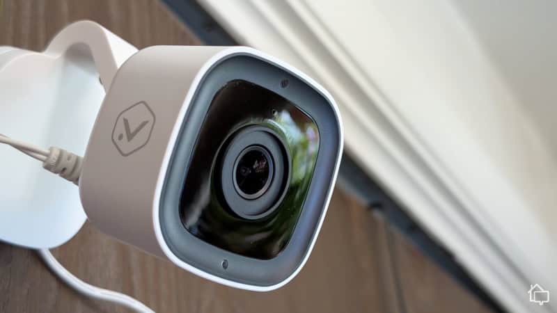 The indoor camera is very easy to use.